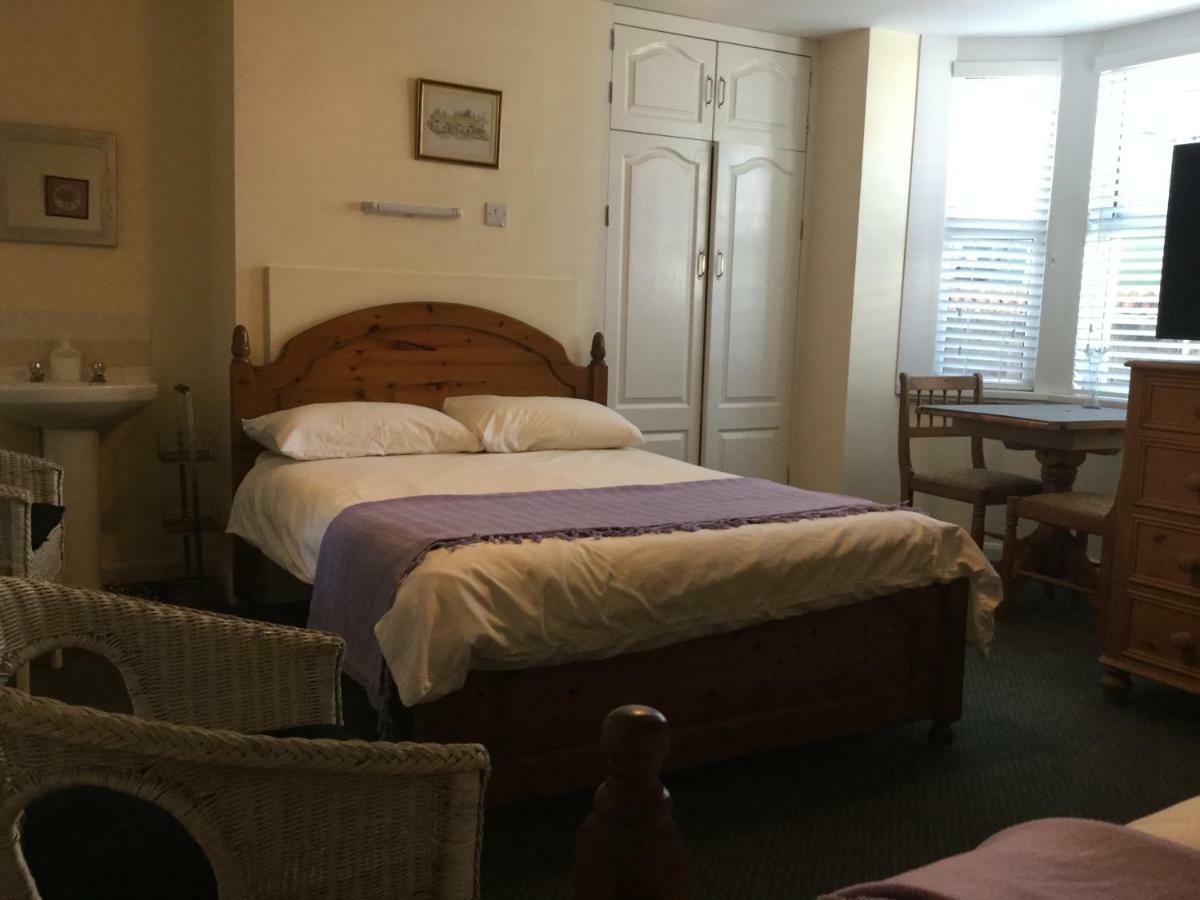 Bay Lodge เอลส์เบอรี ภายนอก รูปภาพ